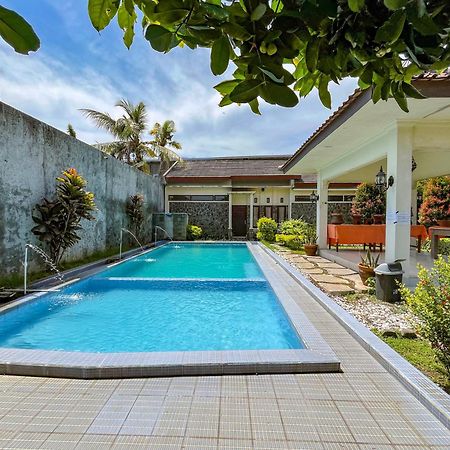 Urbanview Hotel Kumala Banyuwangi By Reddoorz Luaran gambar