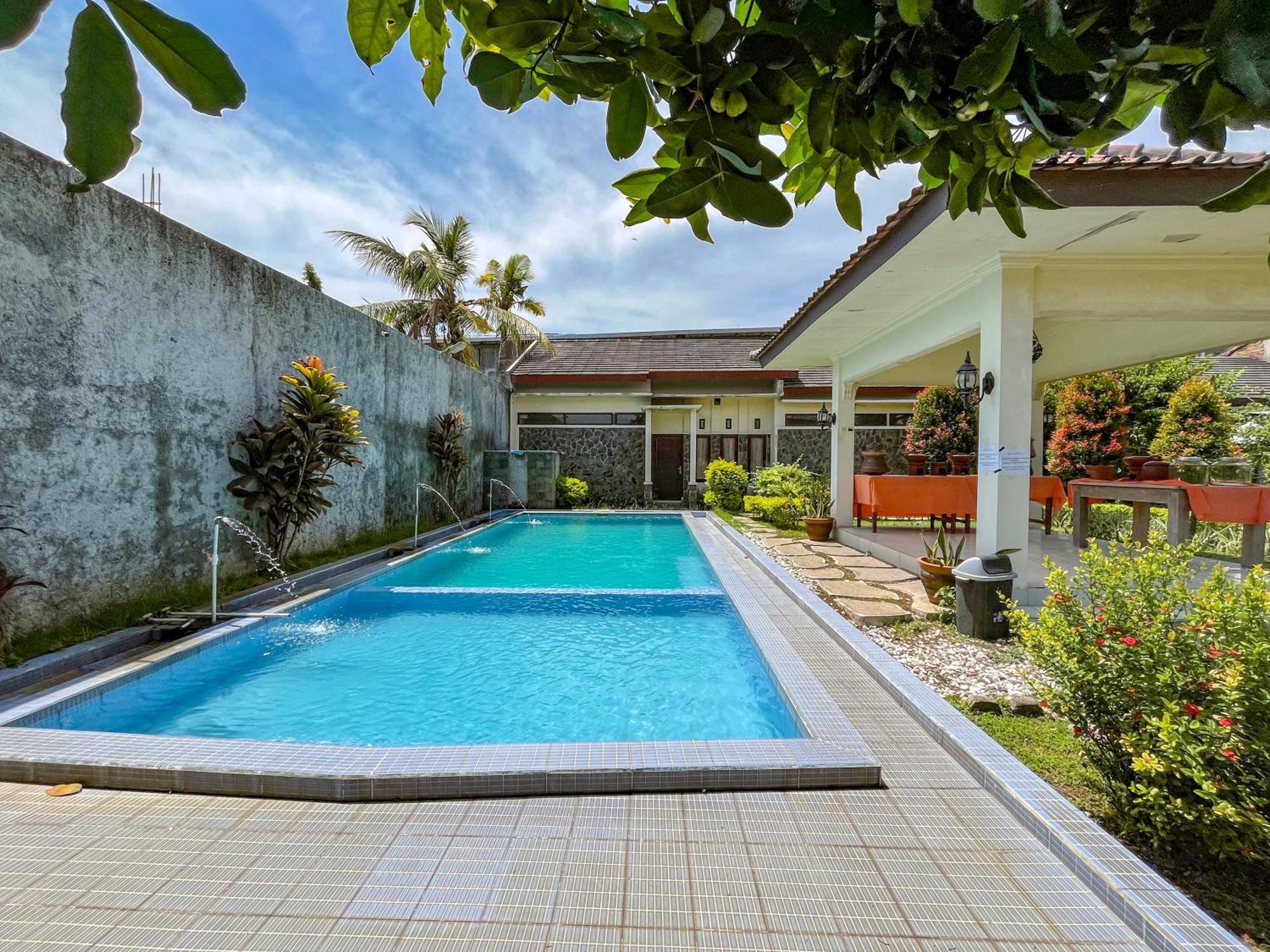 Urbanview Hotel Kumala Banyuwangi By Reddoorz Luaran gambar